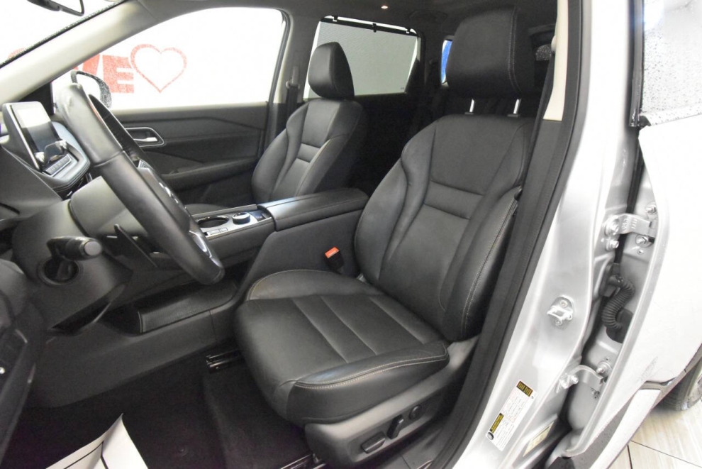 2021 Nissan Rogue SL AWD 4dr Crossover, Plata, Mileage: 81,664 - photo 9