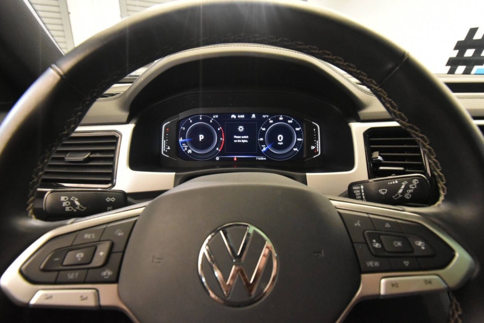 2022 Volkswagen Atlas Cross Sport V6 SE 4Motion AWD 4dr SUV w/Technology, Black, Mileage: 71,651 - photo 24