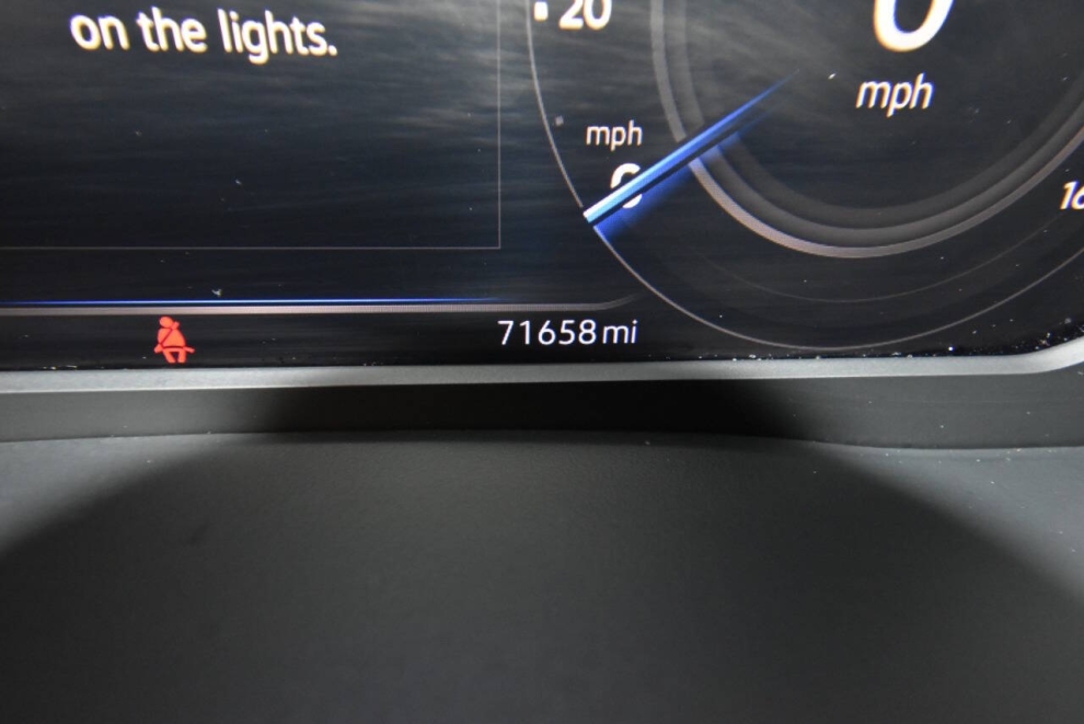 2022 Volkswagen Atlas Cross Sport V6 SE 4Motion AWD 4dr SUV w/Technology, Black, Mileage: 71,651 - photo 27