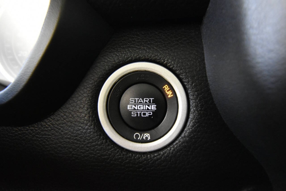 2020 RAM 1500 Rebel 4x4 4dr Crew Cab 5.6 ft. SB Pickup, Gray, Mileage: 64,636 - photo 19
