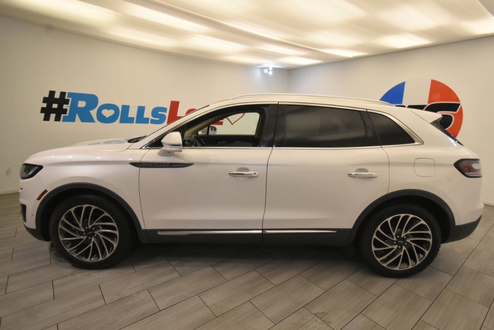 2019 Lincoln Nautilus Reserve AWD 4dr SUV, White, Mileage: 81,335 - photo 1