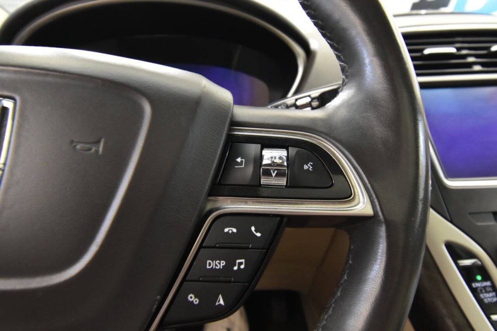 2019 Lincoln Nautilus Reserve AWD 4dr SUV, White, Mileage: 81,335 - photo 21