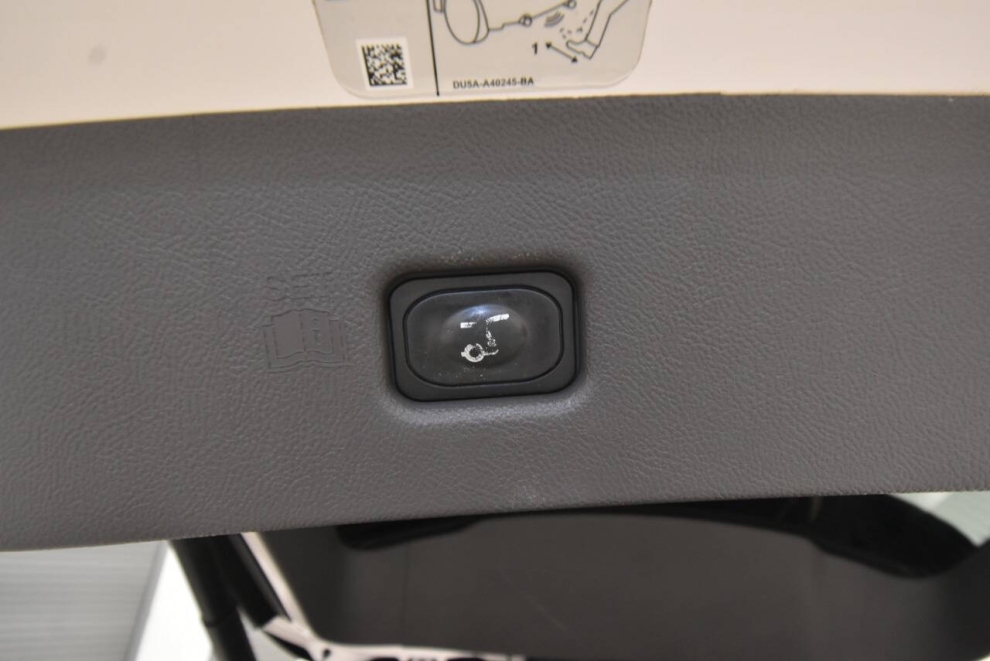 2019 Lincoln Nautilus Reserve AWD 4dr SUV, White, Mileage: 81,335 - photo 32