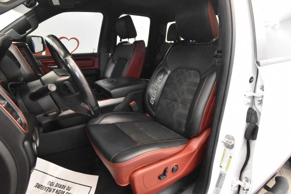 2019 RAM 1500 Rebel 4x4 4dr Quad Cab 6.4 ft. SB Pickup, Blanco, Mileage: 103,430 - photo 11