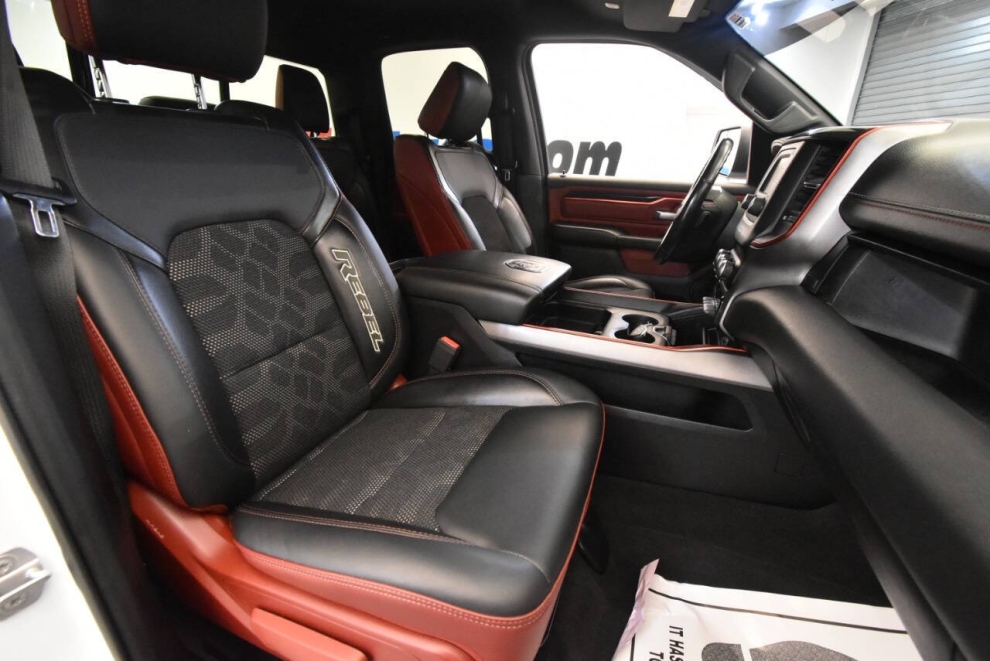 2019 RAM 1500 Rebel 4x4 4dr Quad Cab 6.4 ft. SB Pickup, Blanco, Mileage: 103,430 - photo 17