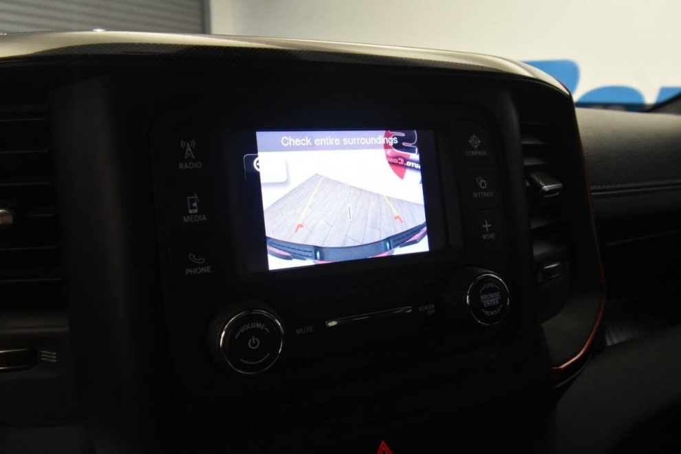 2019 RAM 1500 Rebel 4x4 4dr Quad Cab 6.4 ft. SB Pickup, Blanco, Mileage: 103,430 - photo 25