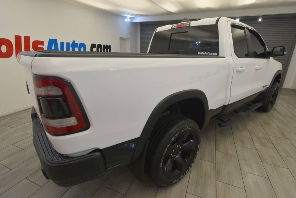 2019 RAM 1500 Rebel 4x4 4dr Quad Cab 6.4 ft. SB Pickup, Blanco, Mileage: 103,430 - photo 4