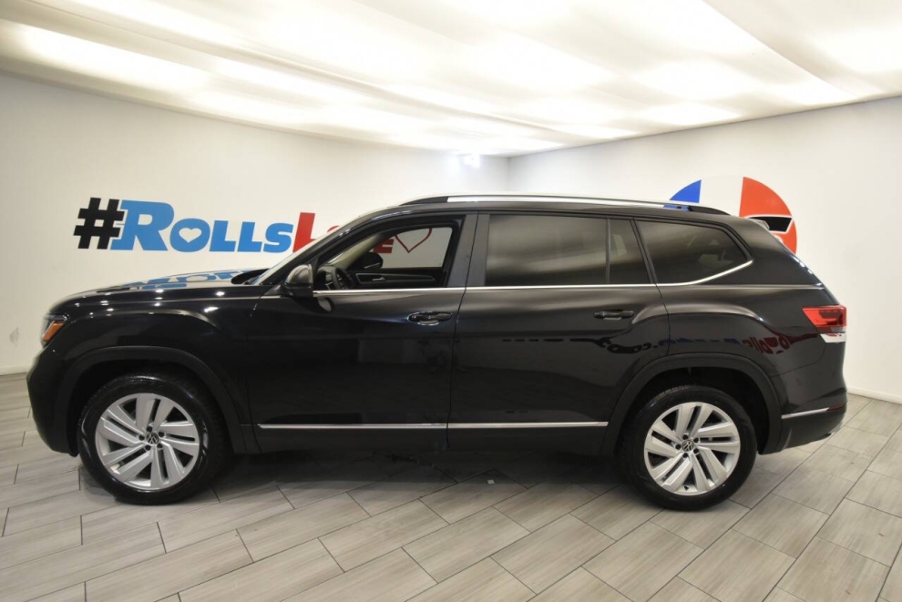 2021 Volkswagen Atlas, Negro, Mileage: 27,037 - photo 1