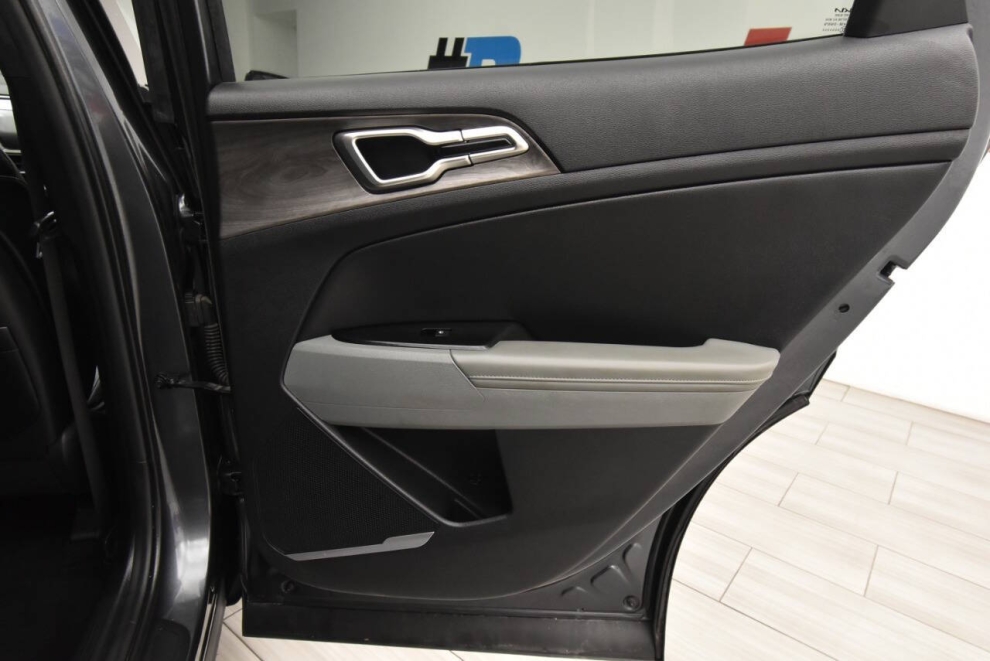 2023 Kia Sportage X Line AWD 4dr SUV, Gray, Mileage: 84,783 - photo 14