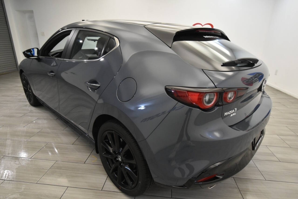 2025 Mazda Mazda3 Hatchback 2.5 S Carbon Edition AWD 4dr Hatchback, Gray, Mileage: 3,559 - photo 2