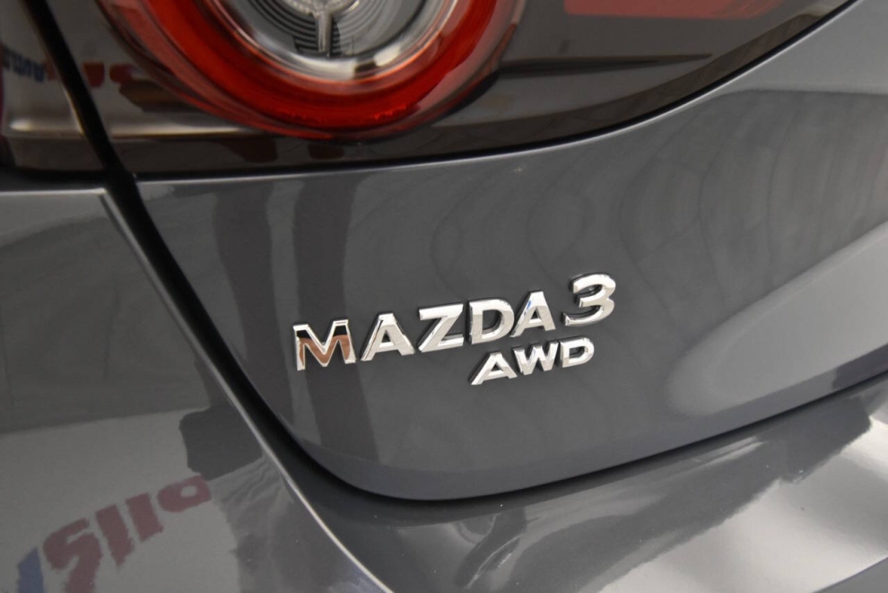 2025 Mazda Mazda3 Hatchback 2.5 S Carbon Edition AWD 4dr Hatchback, Gray, Mileage: 3,559 - photo 30