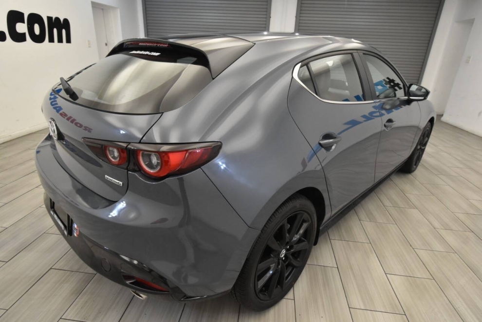 2025 Mazda Mazda3 Hatchback 2.5 S Carbon Edition AWD 4dr Hatchback, Gray, Mileage: 3,559 - photo 4