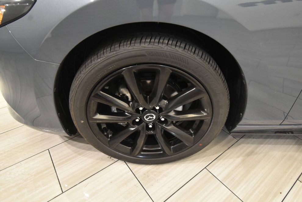 2025 Mazda Mazda3 Hatchback 2.5 S Carbon Edition AWD 4dr Hatchback, Gray, Mileage: 3,559 - photo 8