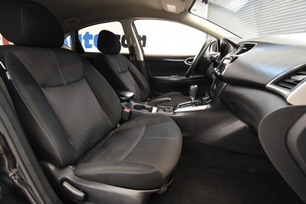 2019 Nissan Sentra SR, Black, Mileage: 98,455 - photo 15