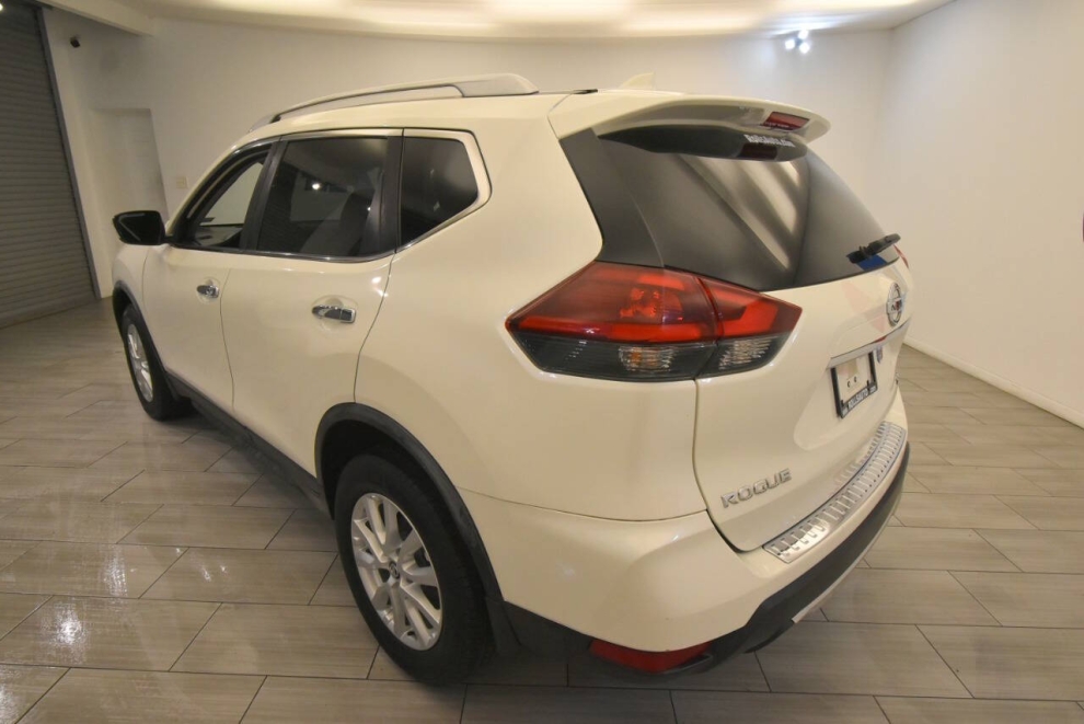 2018 Nissan Rogue SV AWD, White, Mileage: 48,847 - photo 2