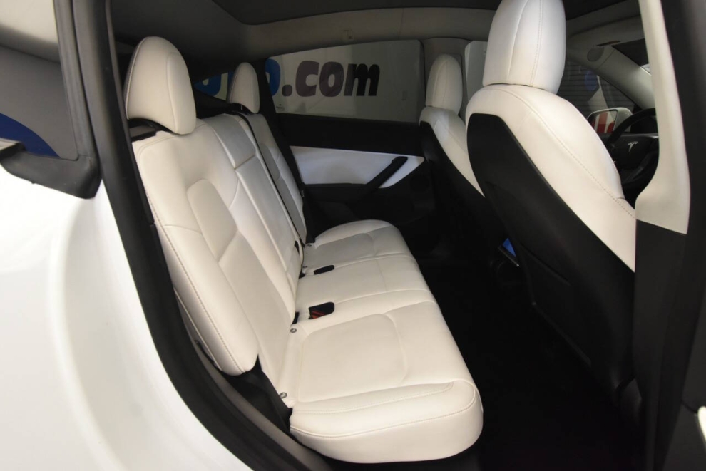 2022 Tesla Model Y Long Range AWD 4dr Crossover, White, Mileage: 67,702 - photo 17