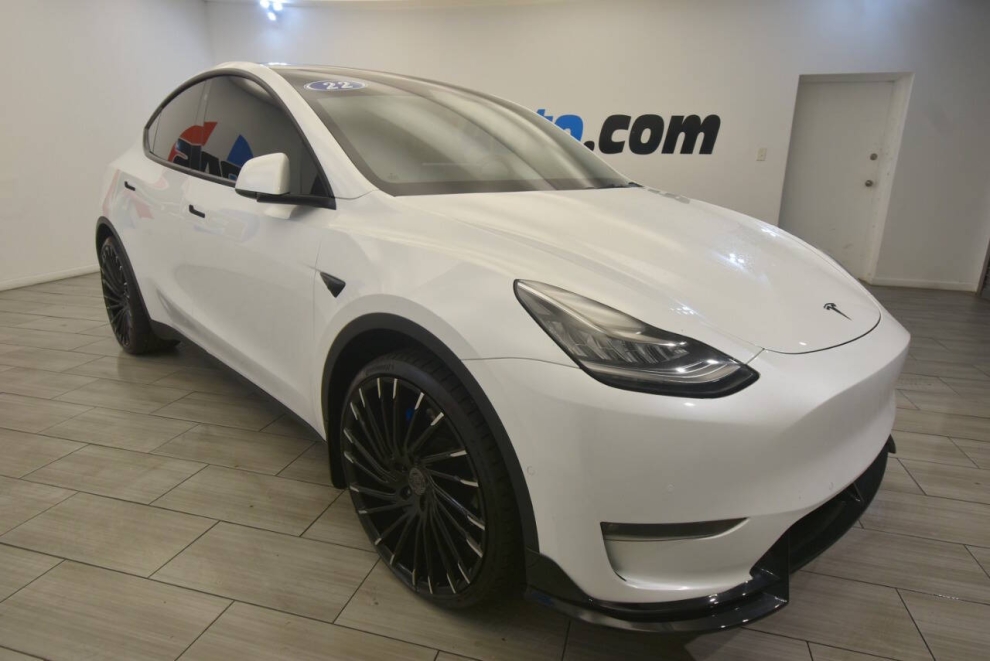2022 Tesla Model Y Long Range AWD 4dr Crossover, White, Mileage: 67,702 - photo 6