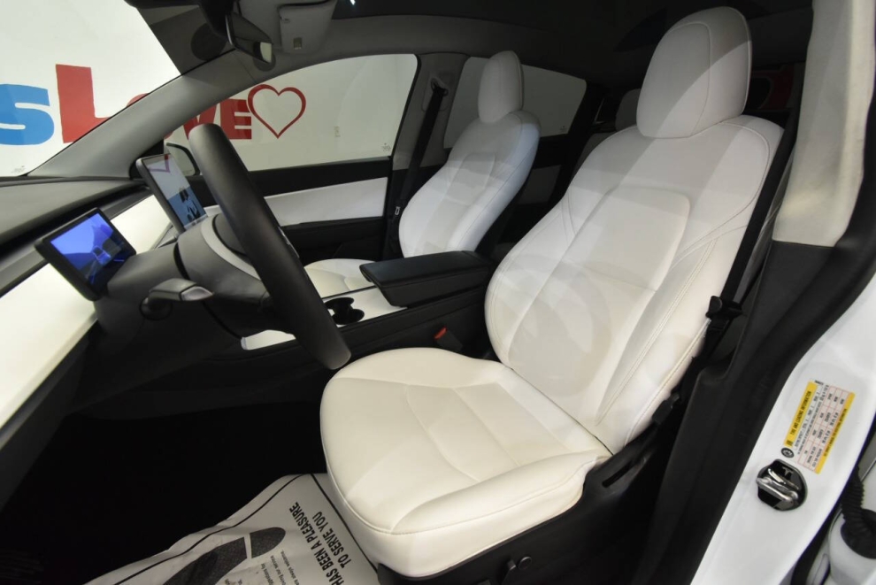 2022 Tesla Model Y Long Range AWD 4dr Crossover, White, Mileage: 67,702 - photo 9