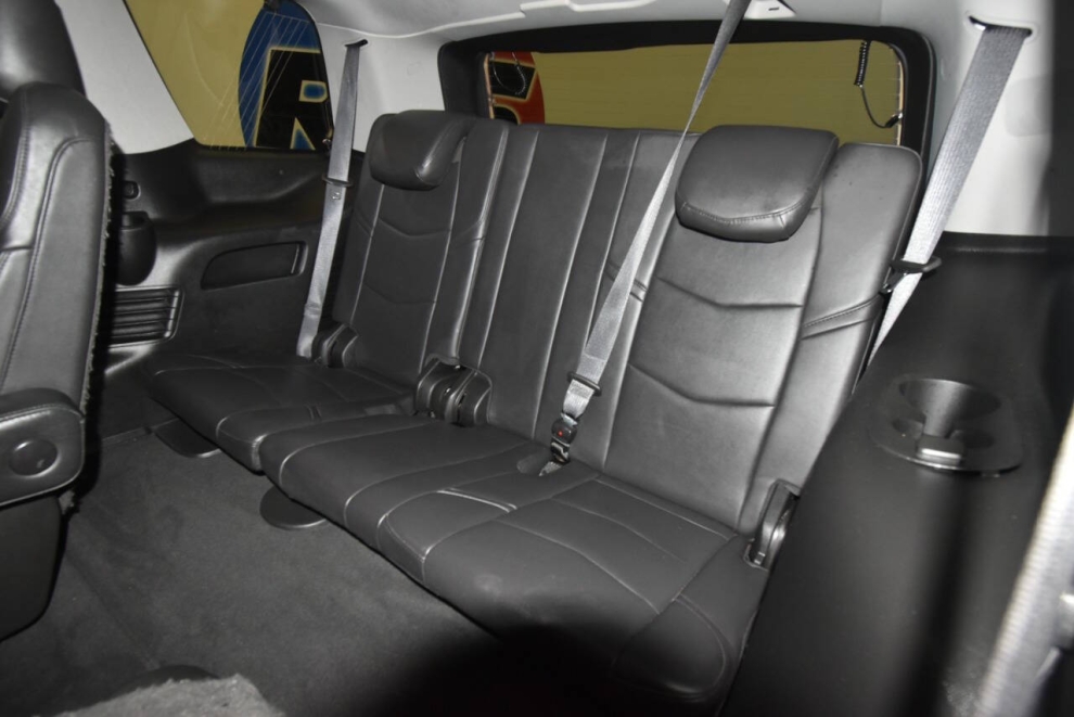 2019 Cadillac Escalade Premium Luxury 4x4 4dr SUV, White, Mileage: 78,236 - photo 13