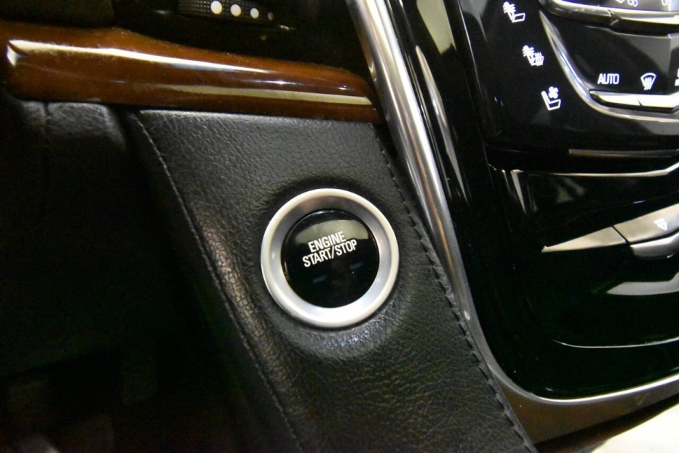 2019 Cadillac Escalade Premium Luxury 4x4 4dr SUV, White, Mileage: 78,236 - photo 22