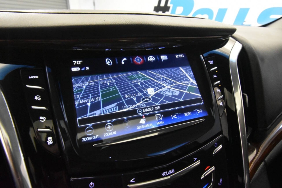 2019 Cadillac Escalade Premium Luxury 4x4 4dr SUV, White, Mileage: 78,236 - photo 27