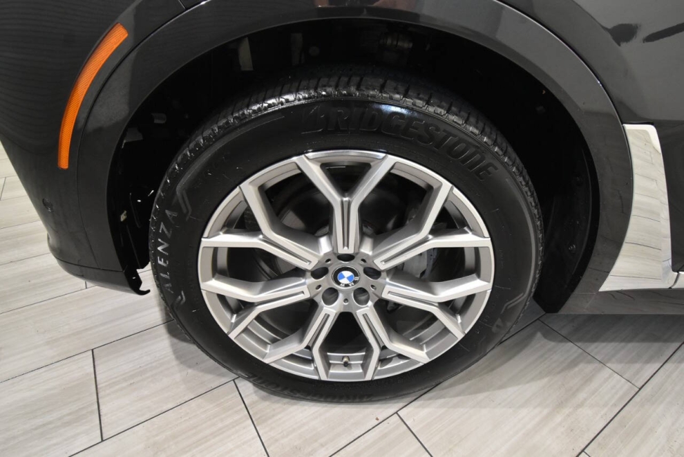 2020 BMW X7 xDrive40i AWD 4dr Sports Activity Vehicle, Gray, Mileage: 36,516 - photo 8