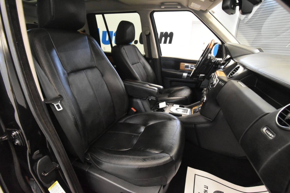 2015 Land Rover LR4 HSE LUX 4x4 4dr SUV, Black, Mileage: 89,875 - photo 16