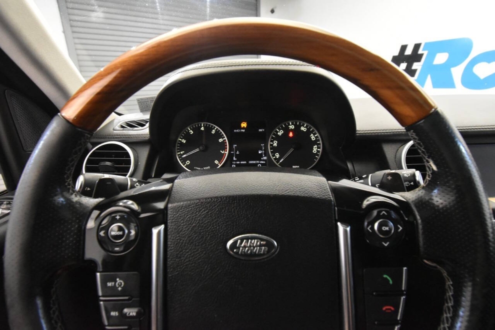 2015 Land Rover LR4 HSE LUX 4x4 4dr SUV, Black, Mileage: 89,875 - photo 30