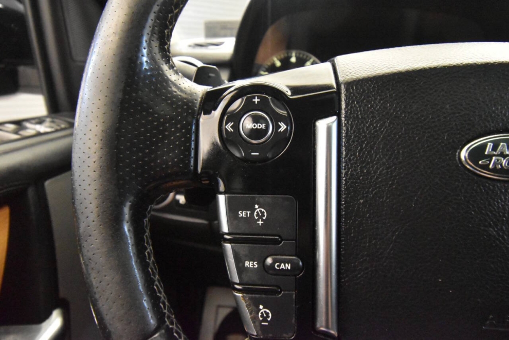 2015 Land Rover LR4 HSE LUX 4x4 4dr SUV, Black, Mileage: 89,875 - photo 31