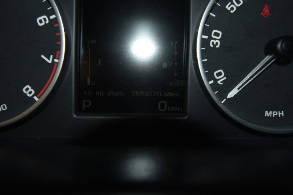 2015 Land Rover LR4 HSE LUX 4x4 4dr SUV, Black, Mileage: 89,875 - photo 33