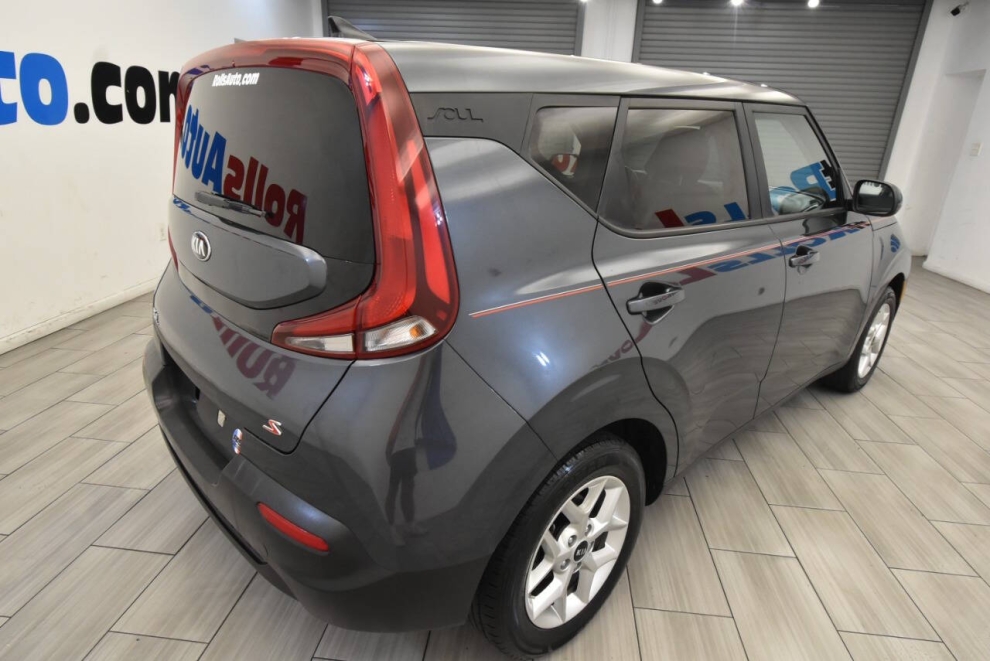 2020 Kia Soul S, Gray, Mileage: 87,783 - photo 4