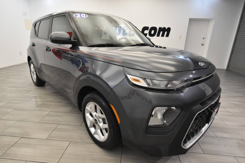 2020 Kia Soul S, Gray, Mileage: 87,783 - photo 6