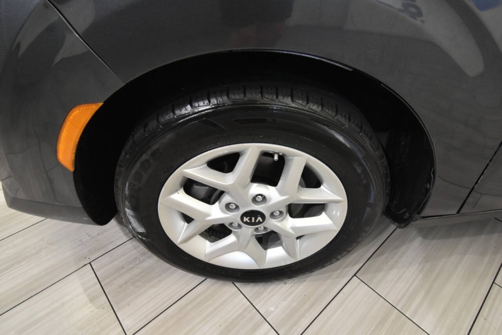 2020 Kia Soul S, Gray, Mileage: 87,783 - photo 8