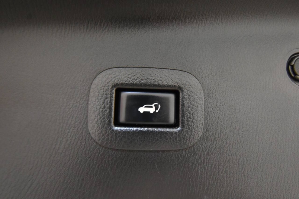 2019 Nissan Armada SL, Gray, Mileage: 103,949 - photo 40