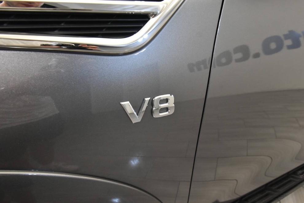 2019 Nissan Armada SL, Gray, Mileage: 103,949 - photo 9