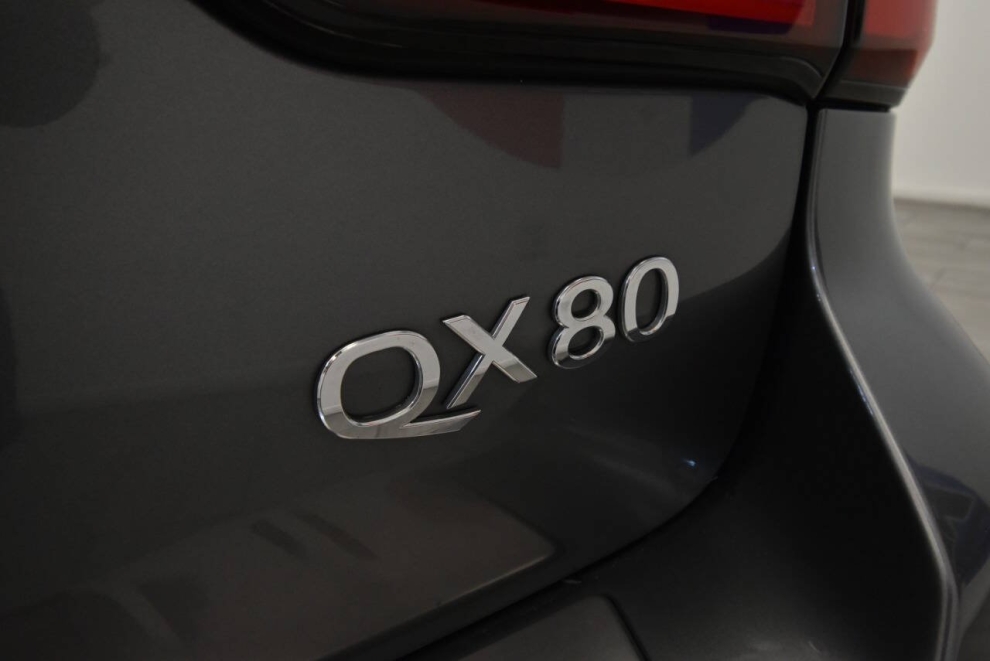 2019 Infiniti QX80 Luxe, Gray, Mileage: 112,717 - photo 33