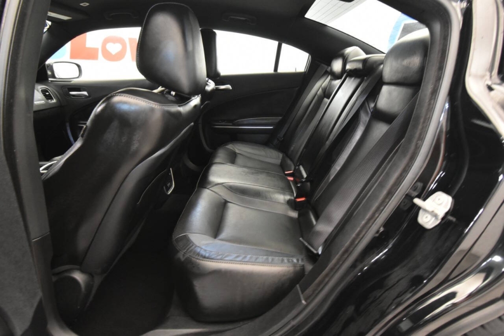 2021 Dodge Charger SXT 4dr Sedan, Black, Mileage: 61,978 - photo 12