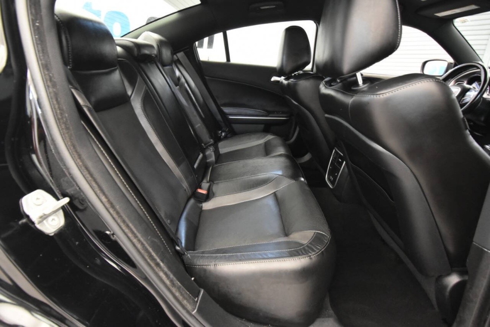 2021 Dodge Charger SXT 4dr Sedan, Black, Mileage: 61,978 - photo 16