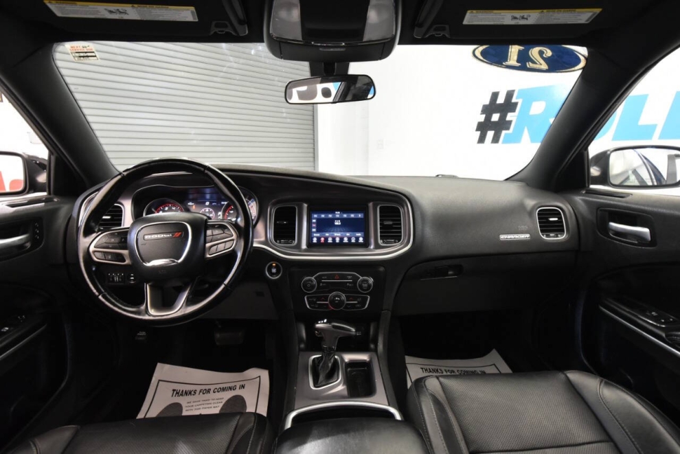 2021 Dodge Charger SXT 4dr Sedan, Black, Mileage: 61,978 - photo 17