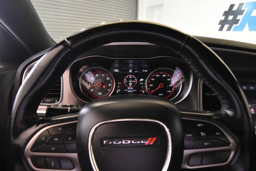 2021 Dodge Charger SXT 4dr Sedan, Black, Mileage: 61,978 - photo 23
