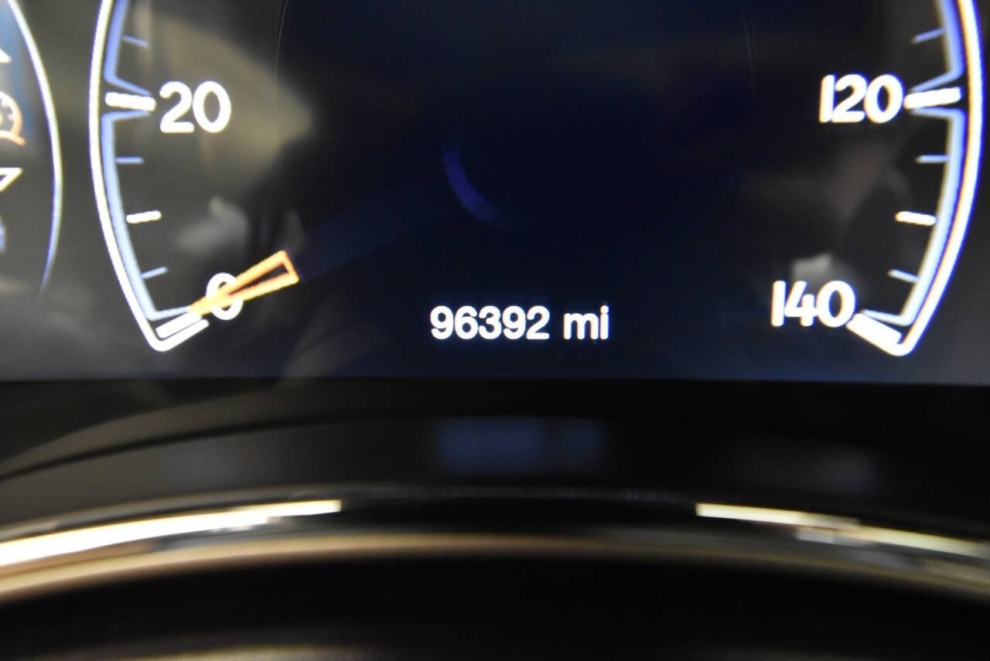 2017 Jeep Grand Cherokee Limited, White, Mileage: 96,385 - photo 28
