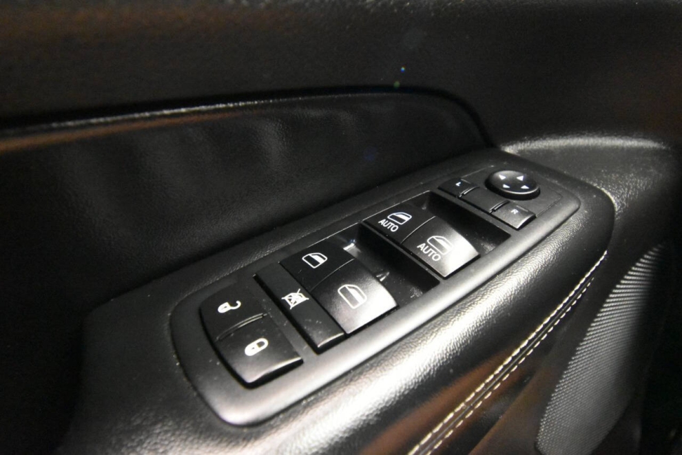 2017 Jeep Grand Cherokee Limited, White, Mileage: 96,385 - photo 30