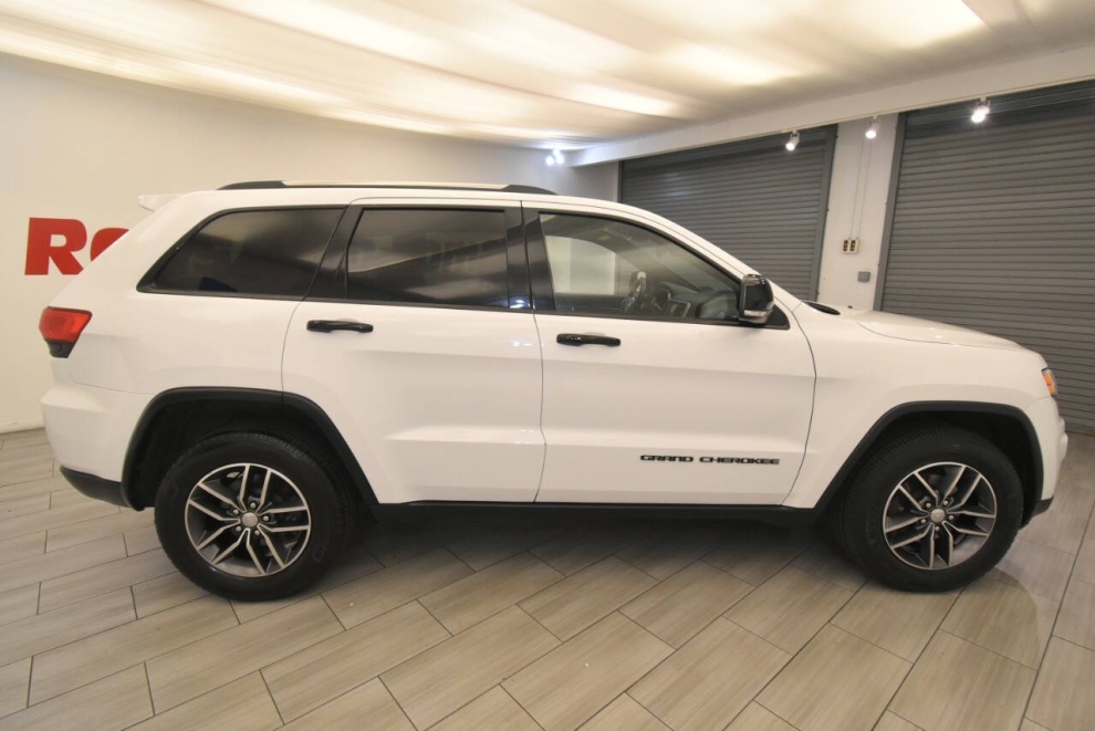 2017 Jeep Grand Cherokee Limited, White, Mileage: 96,385 - photo 5
