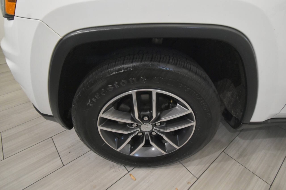 2017 Jeep Grand Cherokee Limited, White, Mileage: 96,385 - photo 8