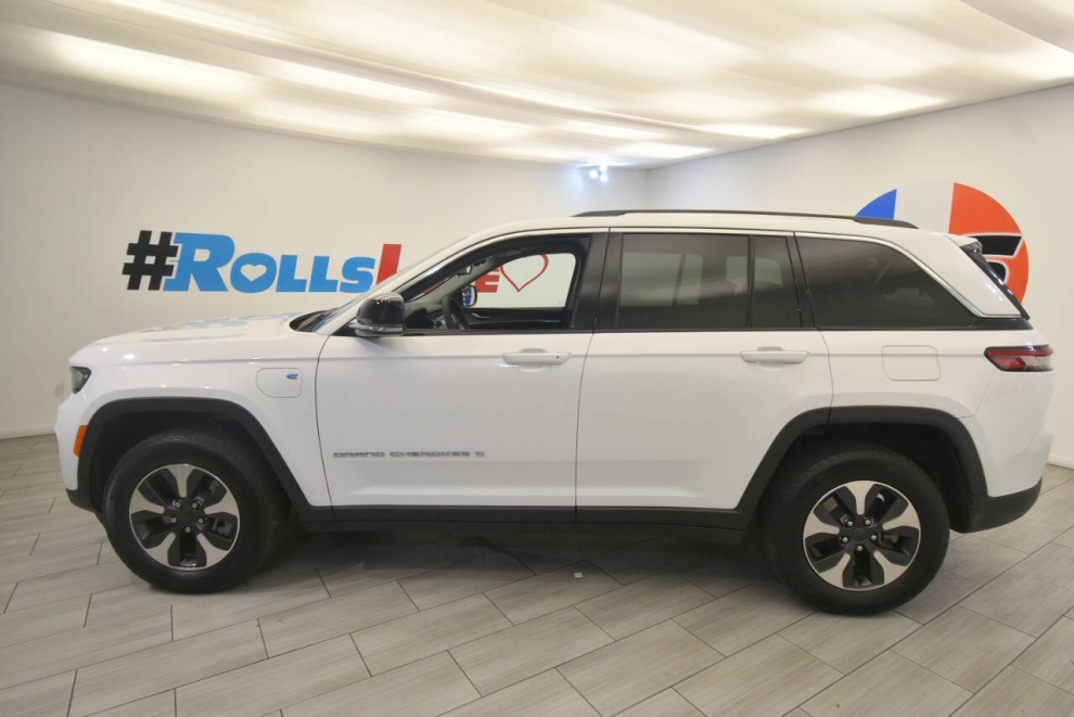 2023 Jeep Grand Cherokee 4XE, White, Mileage: 24,348 - photo 1