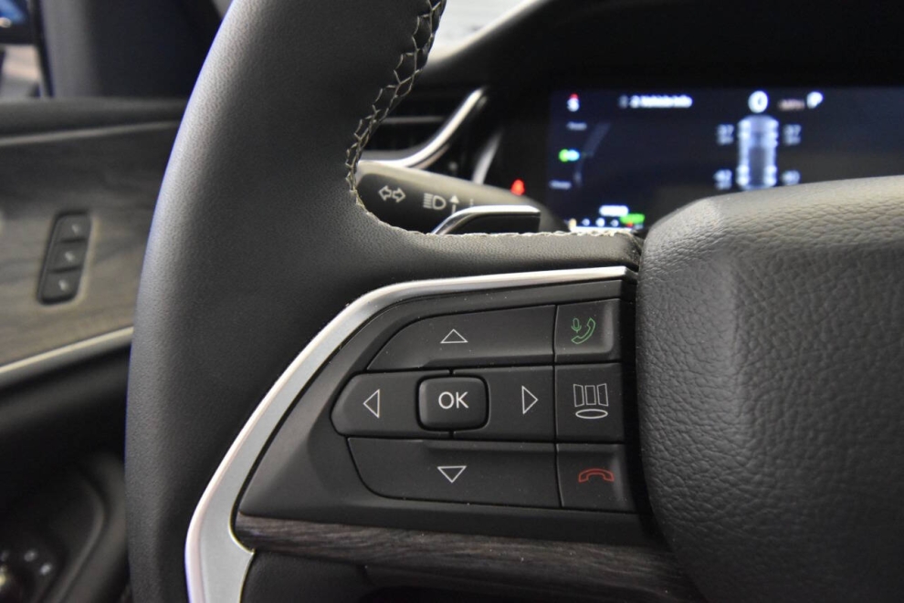 2023 Jeep Grand Cherokee 4XE, White, Mileage: 24,348 - photo 25