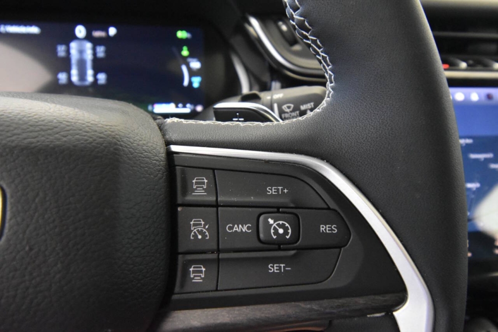 2023 Jeep Grand Cherokee 4XE, White, Mileage: 24,348 - photo 26