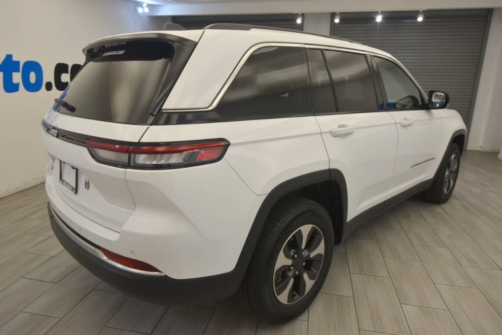 2023 Jeep Grand Cherokee 4XE, White, Mileage: 24,348 - photo 4