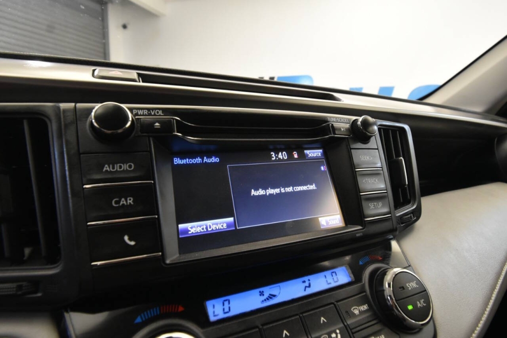 2018 Toyota RAV4 Hybrid LE, Gray, Mileage: 88,022 - photo 21