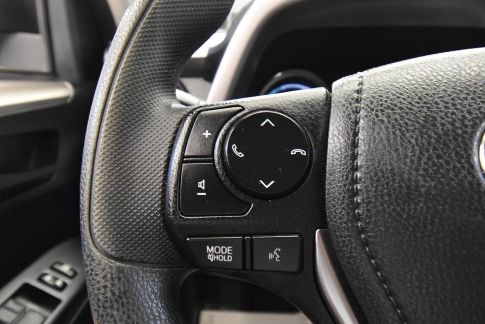 2018 Toyota RAV4 Hybrid LE, Gray, Mileage: 88,022 - photo 24